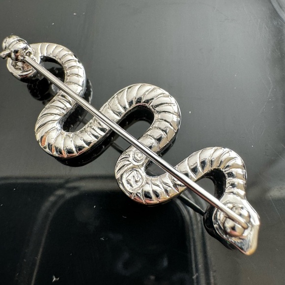 Vintage SWAROVSKI Snake Brooch Signed Swan Crystal Rhinestone Retired - Picture 9 of 10